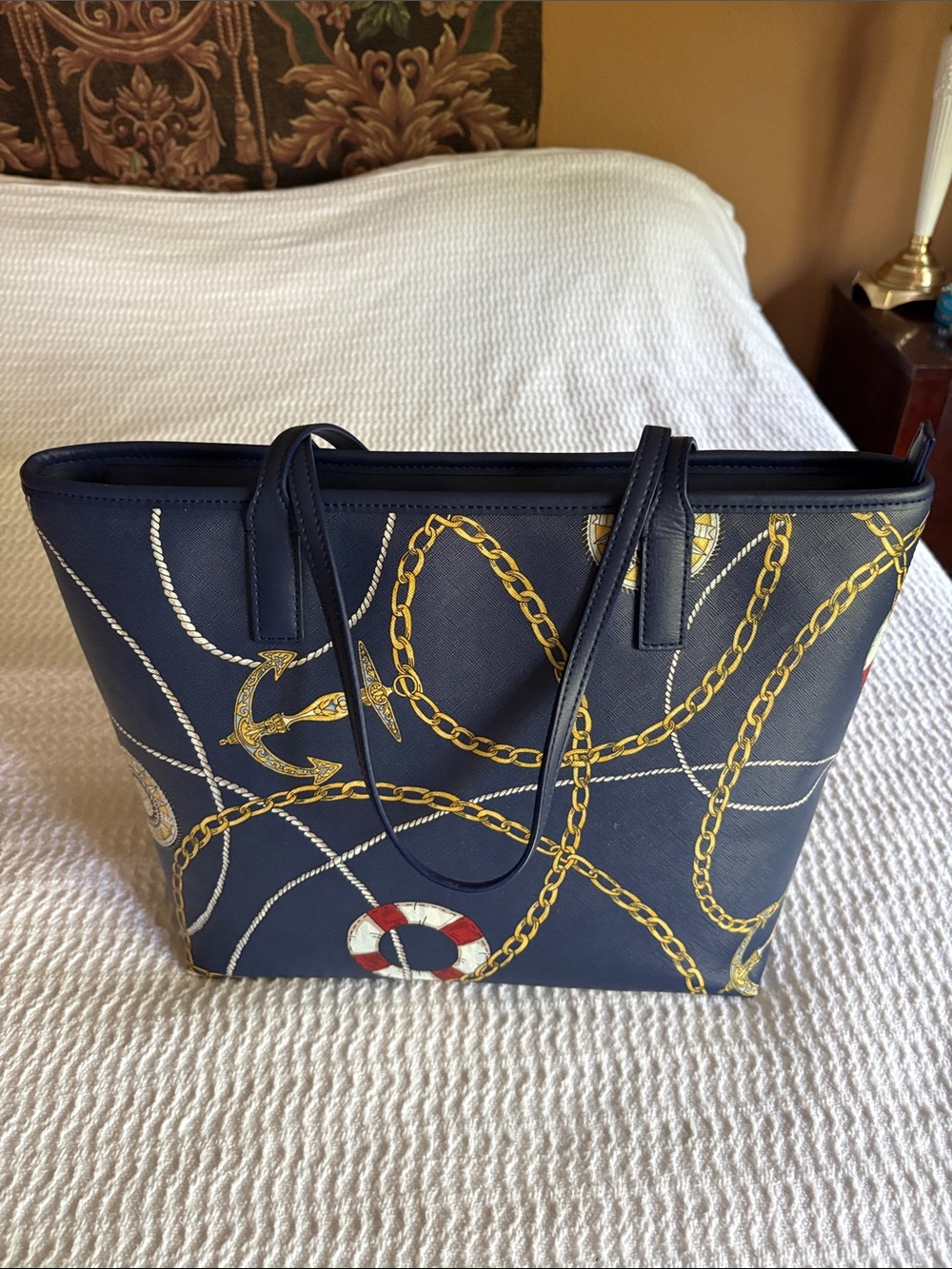 Talbots Navy Nautical Chain Summer Tote Bag Zipped top. The trim is leather.